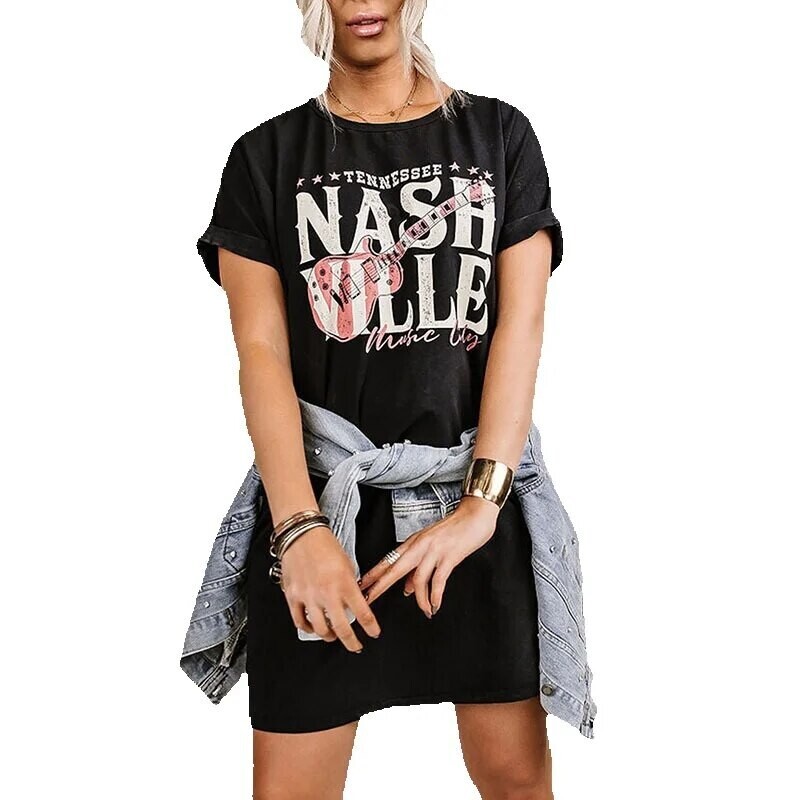 Kortermet sommer T-skjorte med rund hals