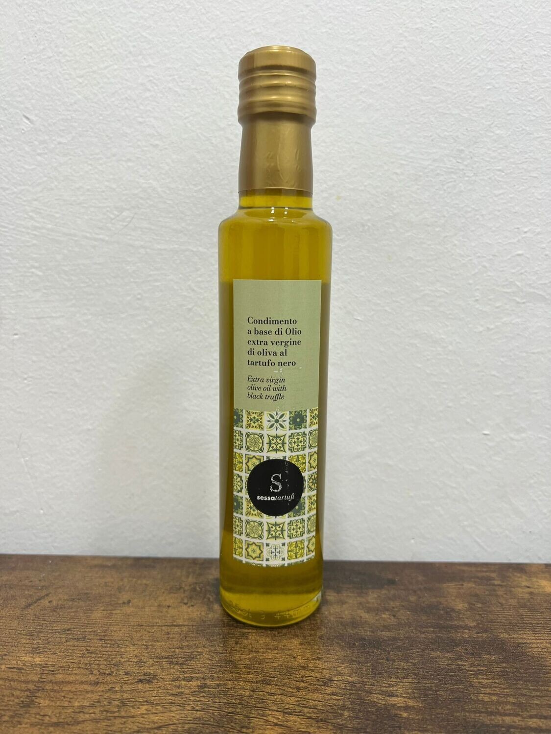 Olio extra vergine  d'oliva al tartufo nero