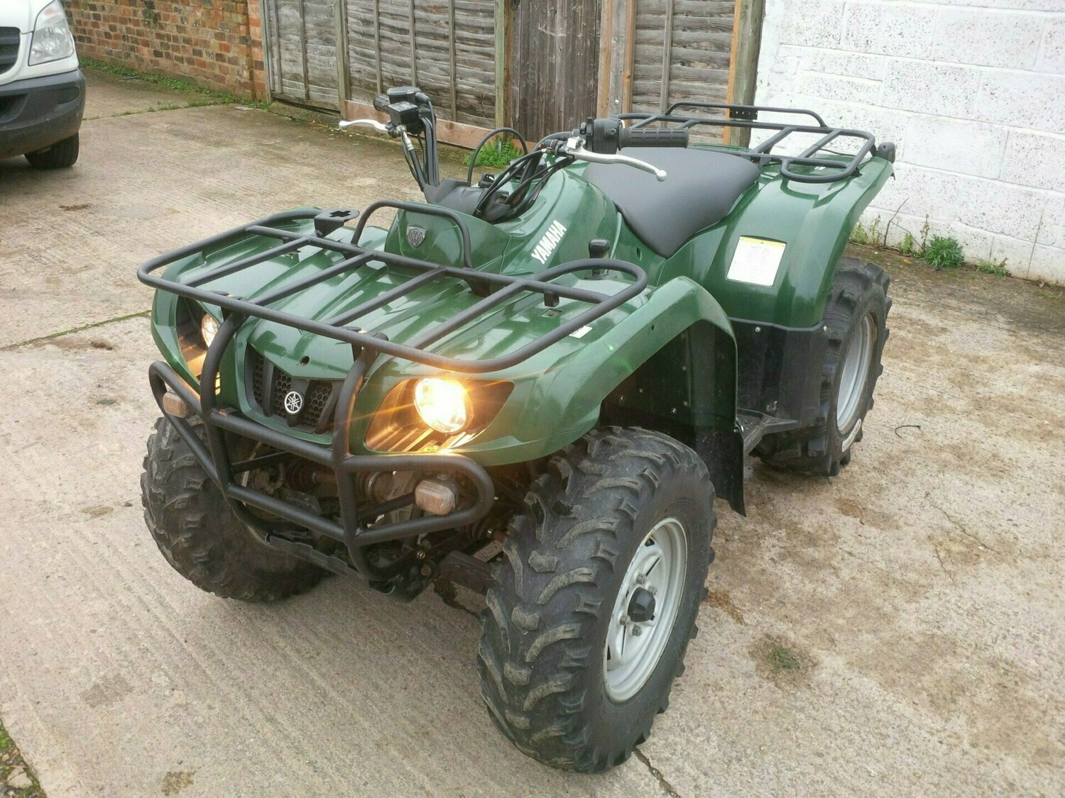 Yamaha Grizzly 350 4WD Quad - SOLD