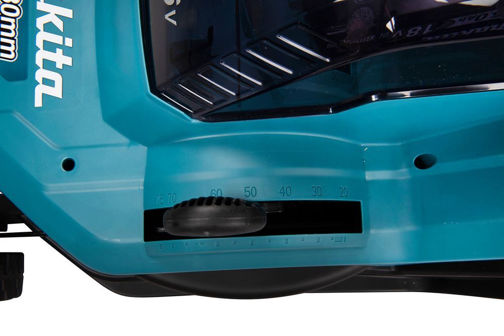 Makita DLM382PG2 Cordless Lawnmower including Batteries Charger