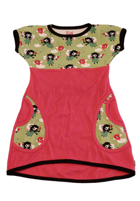 Kjole str. 104 "Flyvende feer" Kjole str. 104 "Flyvende feer"