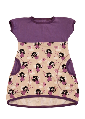 Kjole str. 98 "Flyvende feer" Kjole str. 98 "Flyvende feer"