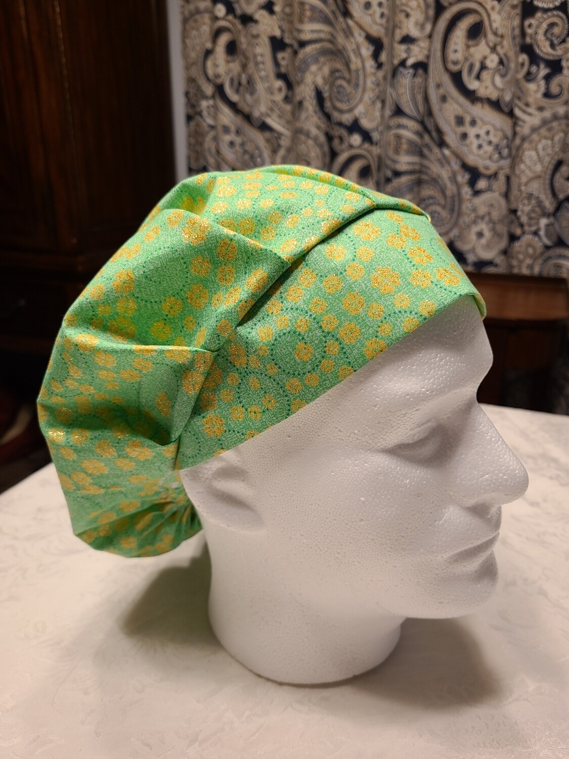 Pale green &amp; Gold Shamrock Bouffant