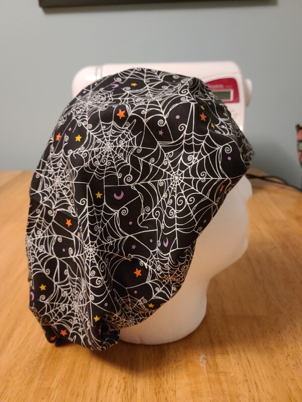 Spiderweb Bouffant