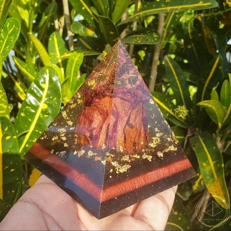 The Rose Pyramid - Large