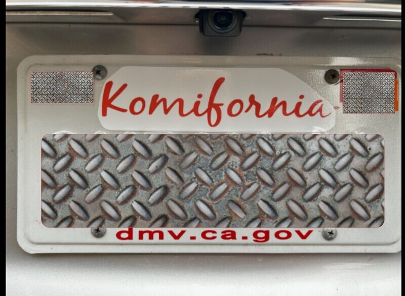 Komifornia Vinyl Waterproof Sticker 3pcs