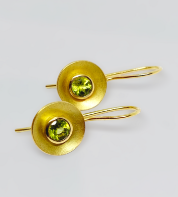 Ohrringe aus 750,- Gelbgold mit Peridot