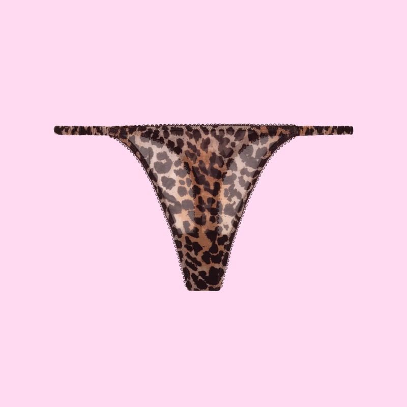 Love Stories Intimates Roomie String Leopard