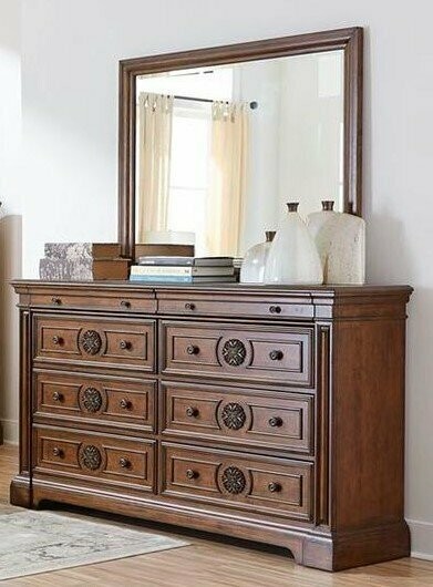 Mystique dresser & mirror Mystique dresser & mirror