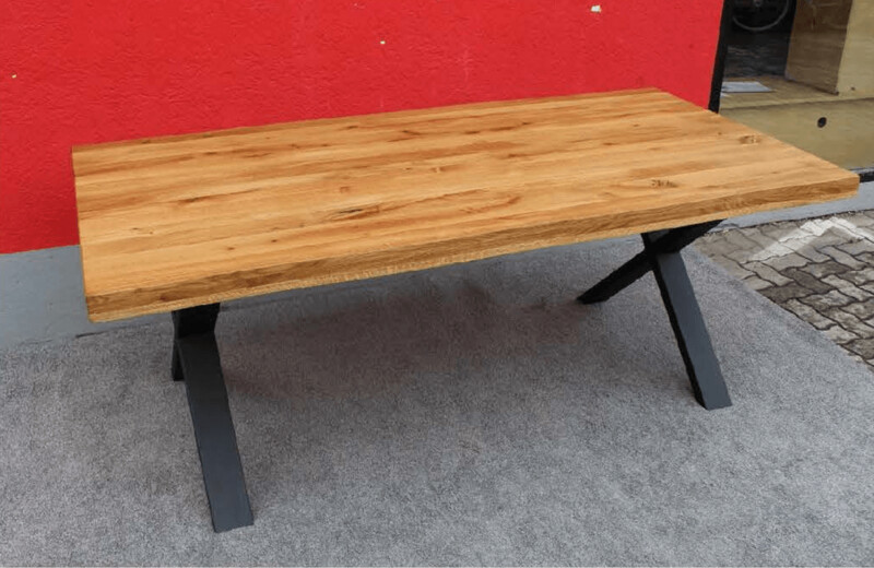 Timber Solid Oak Wood Dining Table Timber Solid Oak Wood Dining Table