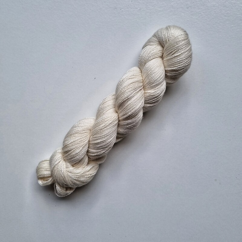 Alpaca Cashmere Lace - Ufarvet hvid
