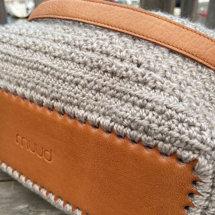 Dee