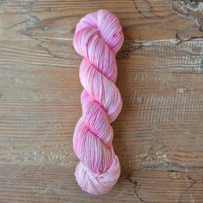 Super Girly - Silky Merino DK 