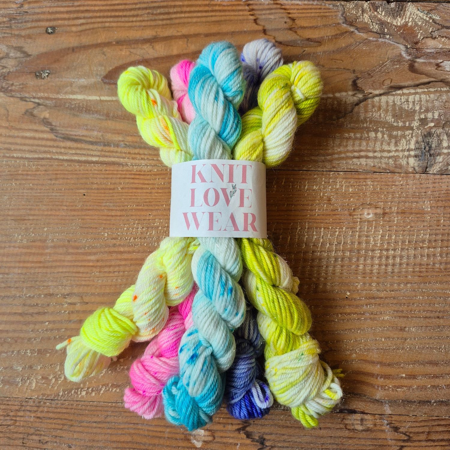 Neon Slash - Sock Kit DK