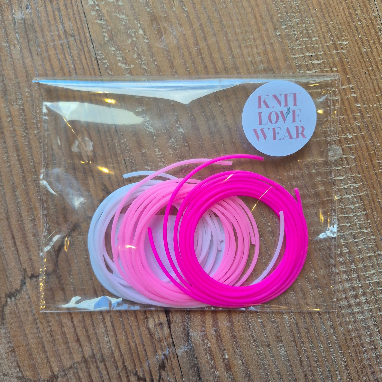 Knit Love Wear - Maskewire
