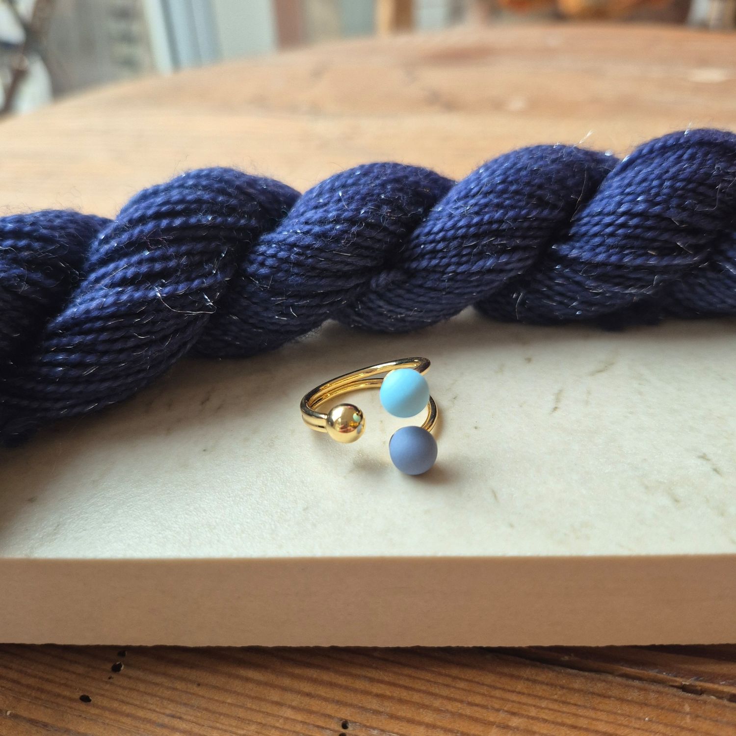 Kugle strikkering - (forgyldt) Blå/Lys blå
