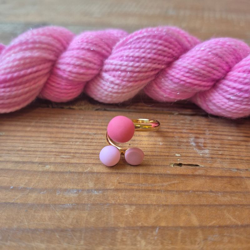 Triple strikkering (forgyldt) - Pink