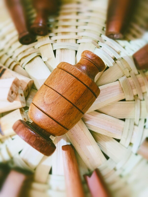 Hiter de Madera con tapa Carga Grande para fumar Mezcla Floral.