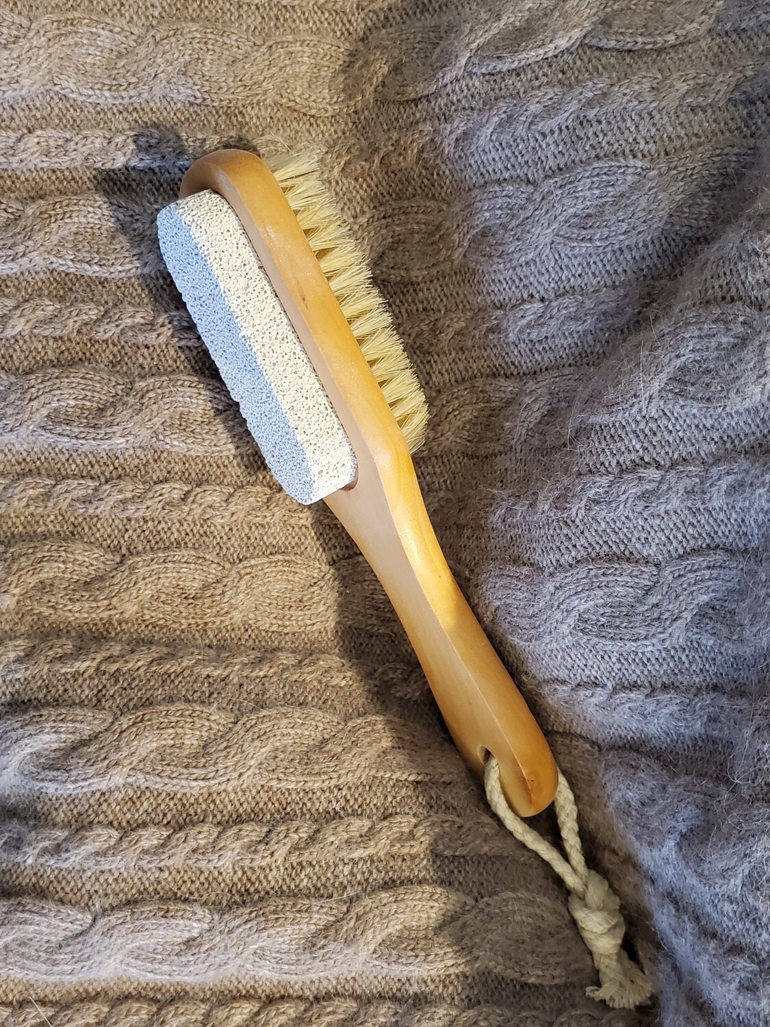 Bristle &amp; Pumice Stone Brush