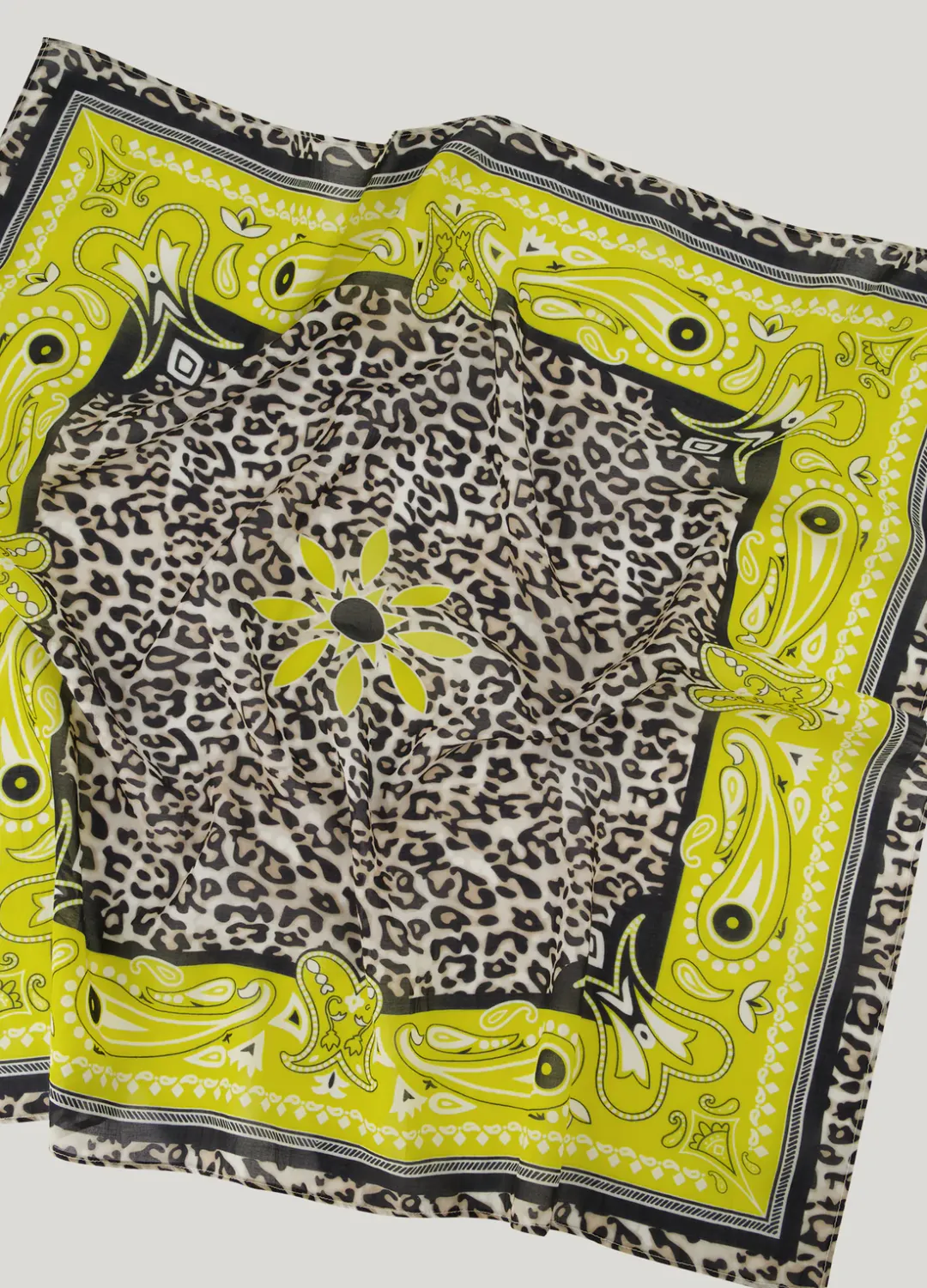 Summum shawl
