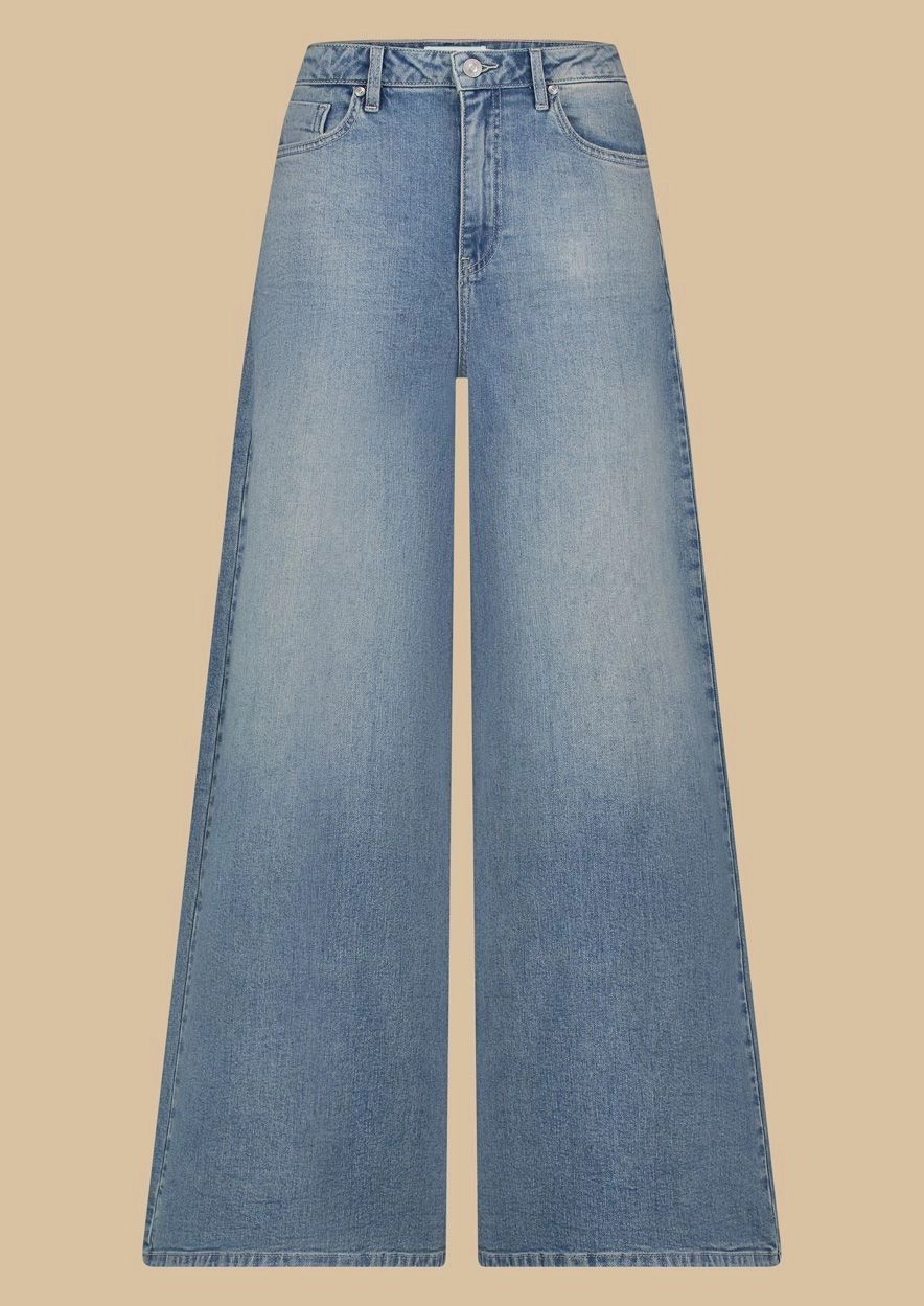 Circle of trust jeans