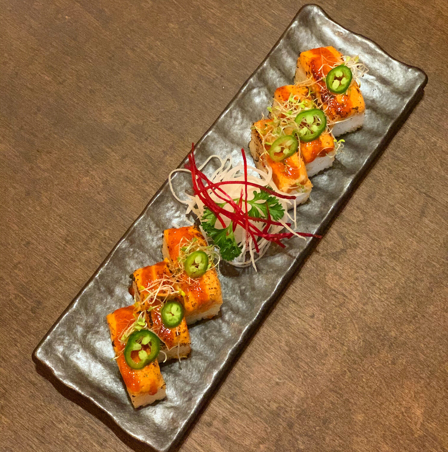 Spicy Tuna Oshi
