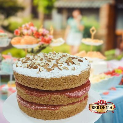 Torta Delicia Vegana de Limón y Almendras