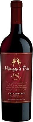 Menage a Trois Sweet Collection 'Sultry Red' 750ml