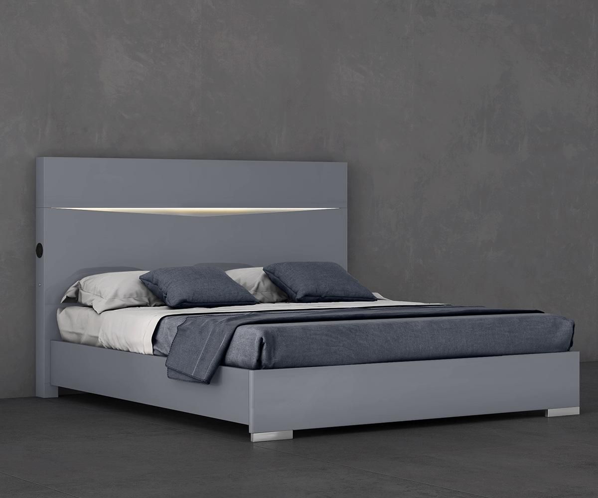 NIKOS KING BED