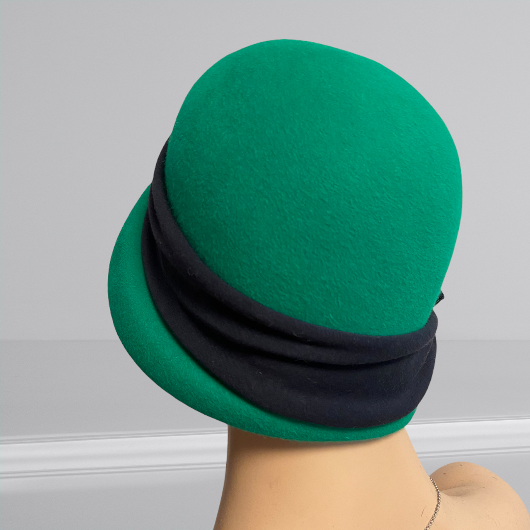 Cloche im Stile der 1920er Jahre