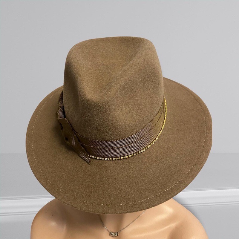 Damenhut Fedora mit breiter Krempe