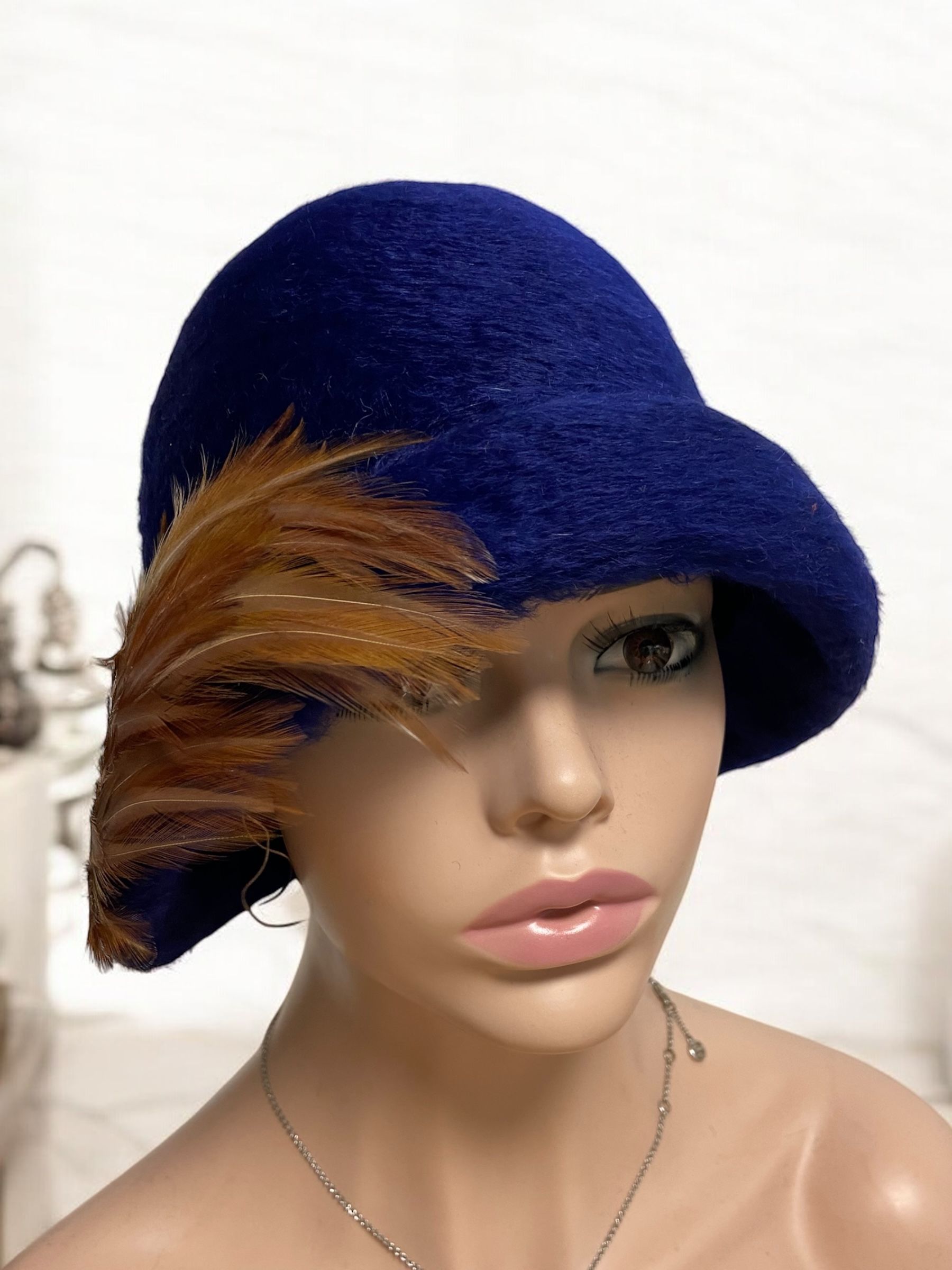 Cloche im Stile der 1920er Jahre