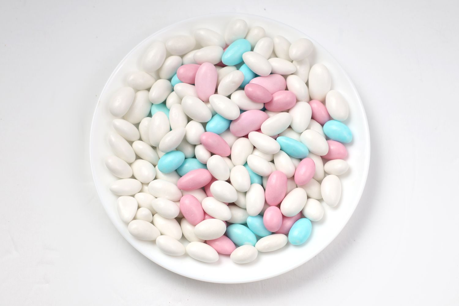 Colored Sugar Almond ملبس لوز ملون