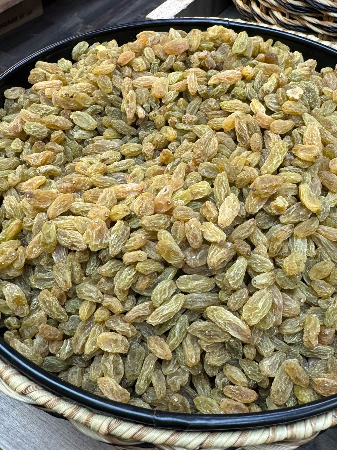 Green Raisins زبيب اخضر