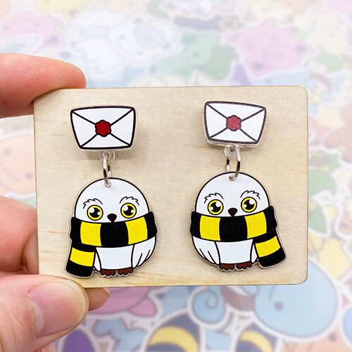 House Owl - Hufflepuff Dangle Earrings