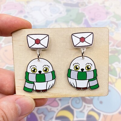 House Owl - Slytrherin Dangle Earrings