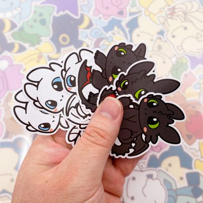 Toothless &amp; Lightfury Sticker Pack