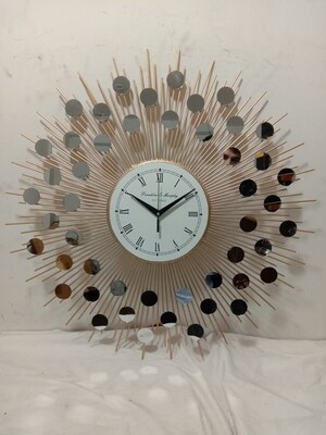 50 Mirrors Clock