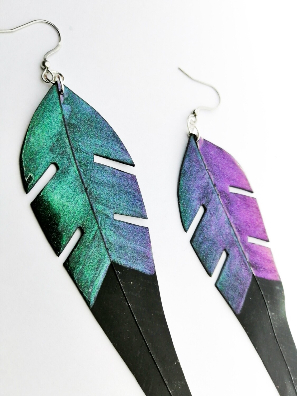 Tūī, Tae/Colour: Iridescent Turquoise