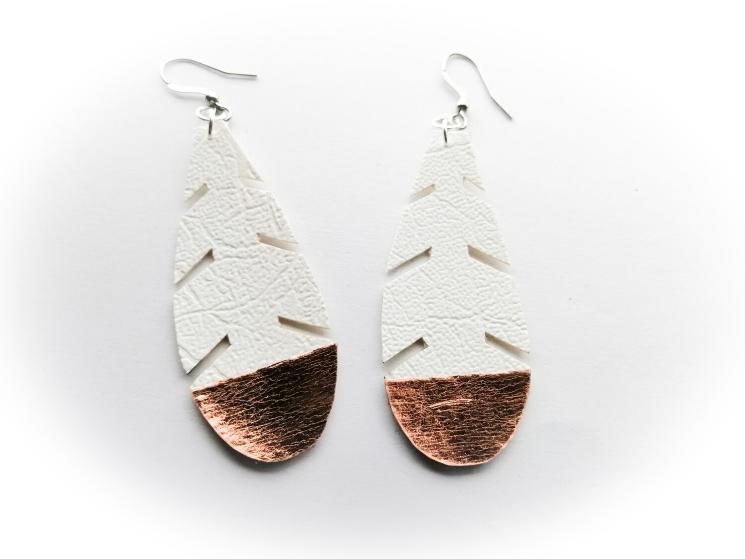 Huia Mā, Tae - Colour: Kapa - Copper
