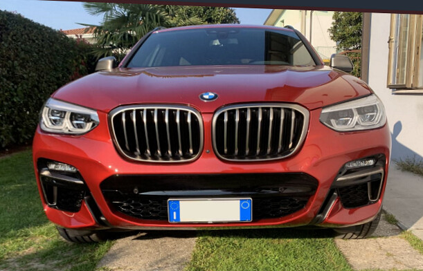 Sly Bracket for BMW models with mesh-style grille.