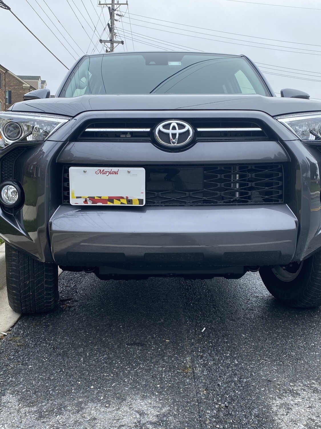 Sly Bracket for Toyota models with mesh-style lower grille.