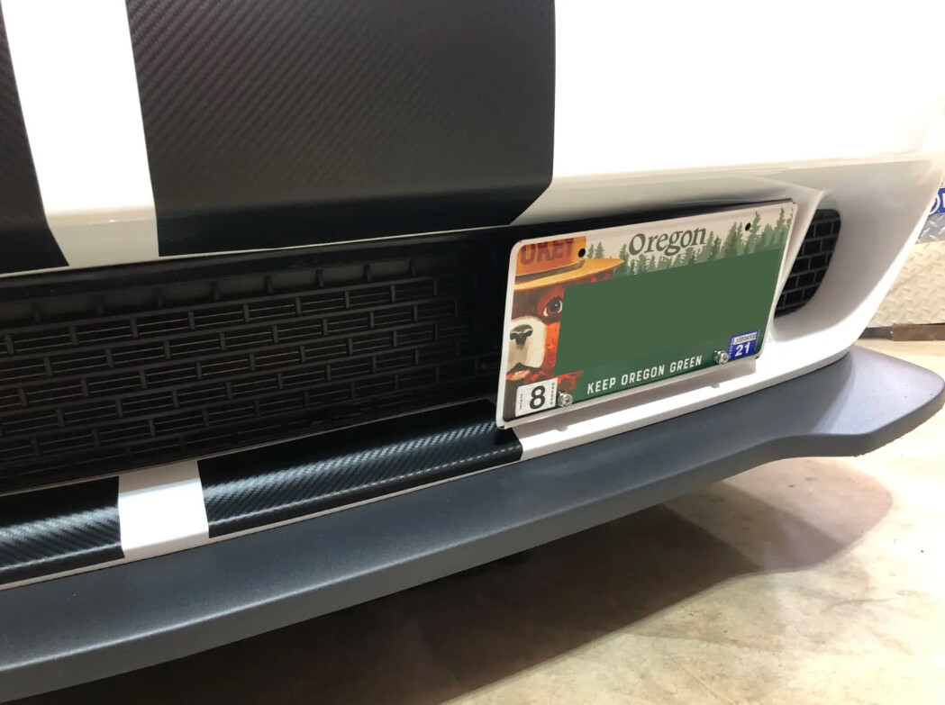 Sly Bracket for Dodge models with mesh-style lower grille.