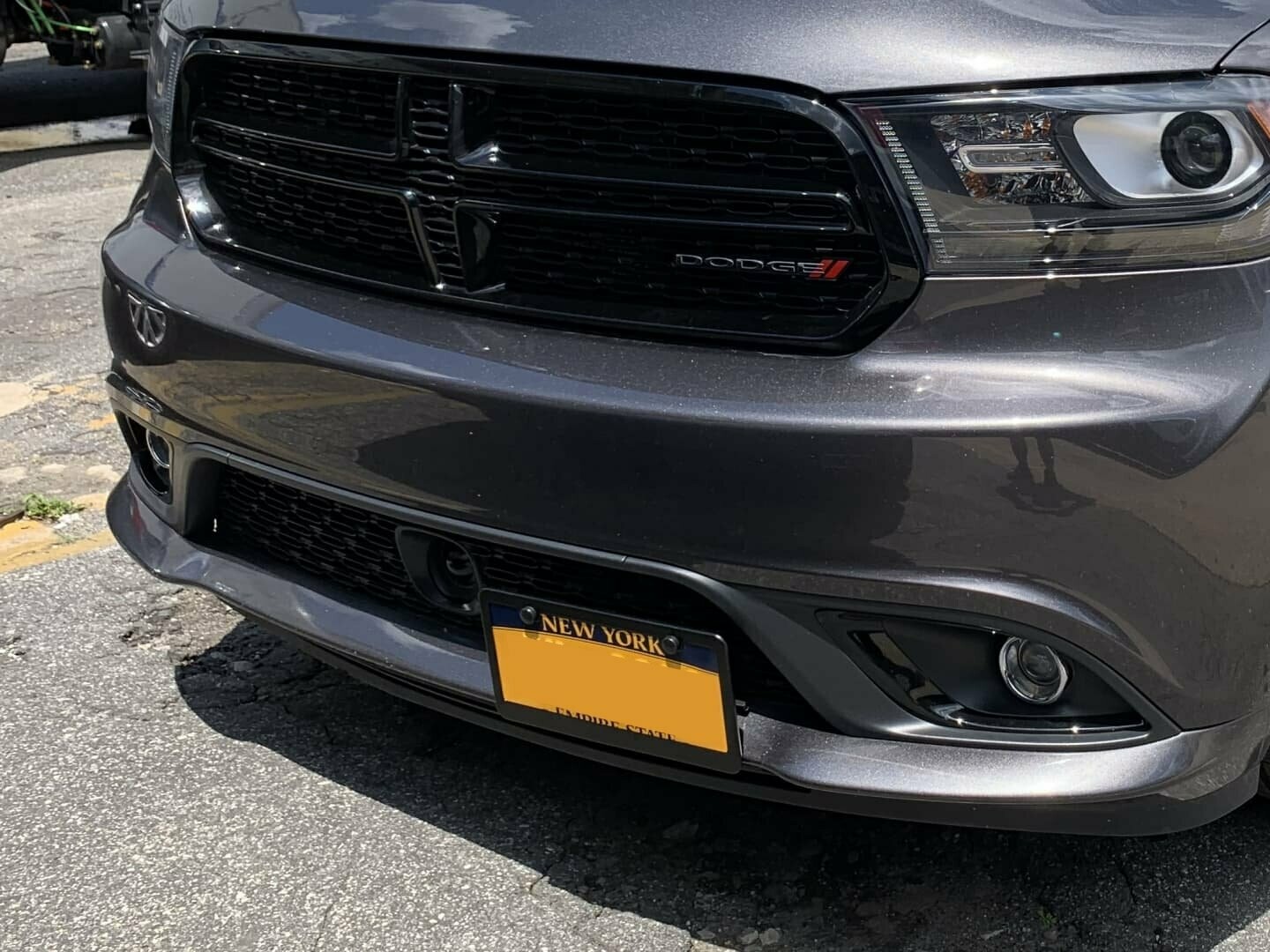 Sly Bracket for Dodge models with mesh-style lower grille.