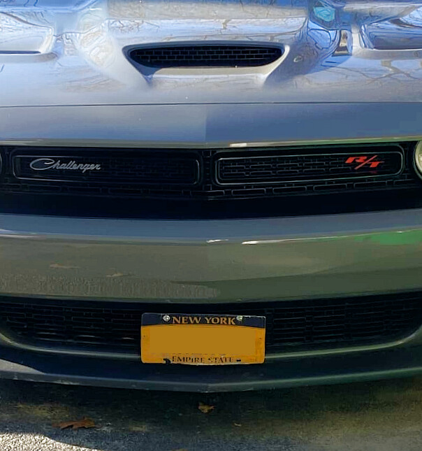 Sly Bracket for Dodge models with mesh-style lower grille.