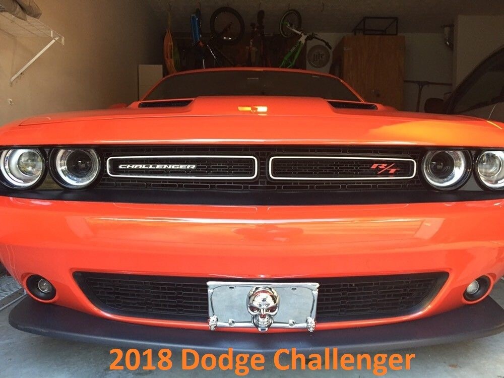 Sly Bracket for Dodge models with mesh-style lower grille.