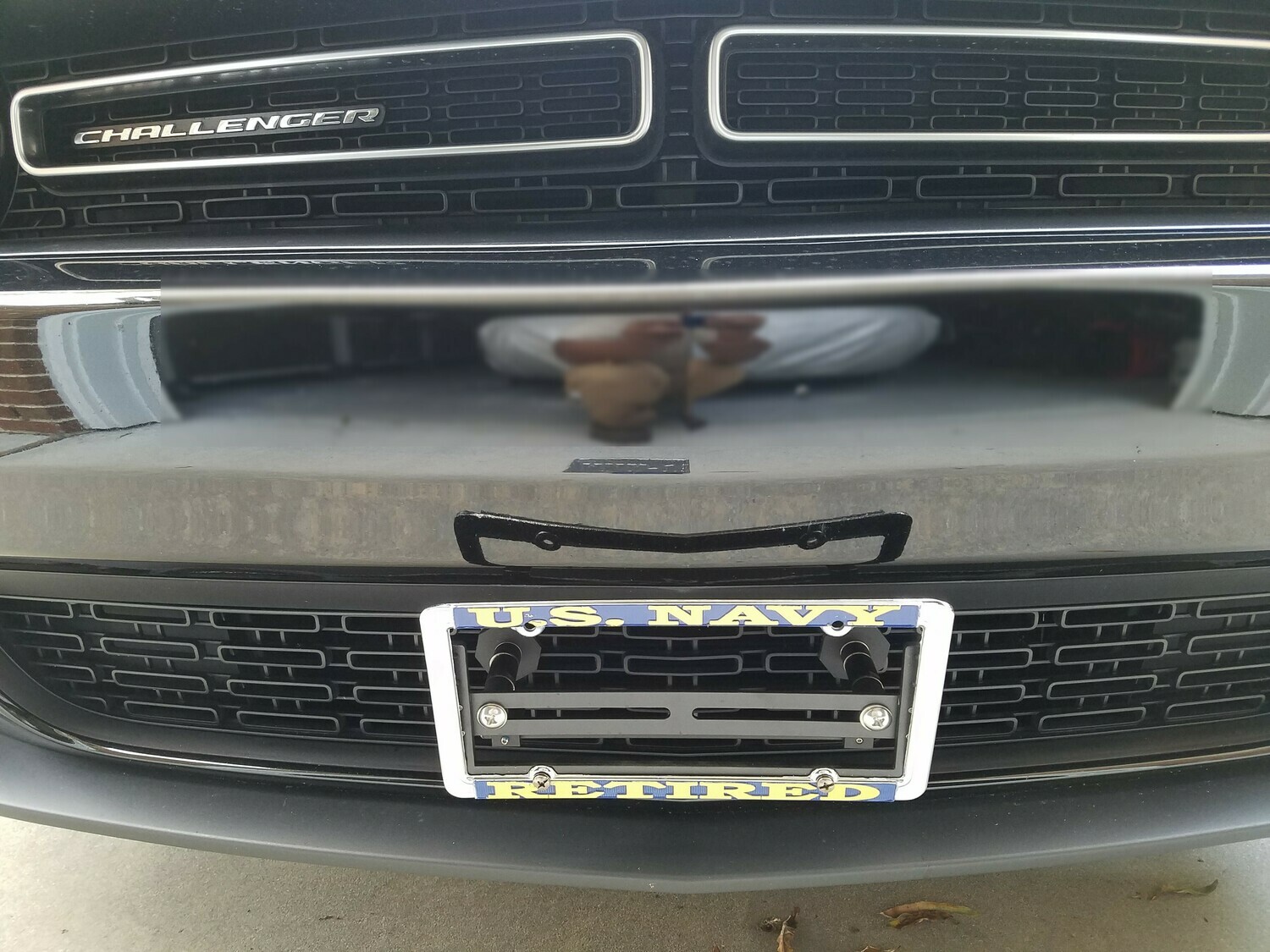 Sly Bracket for Dodge models with mesh-style lower grille.