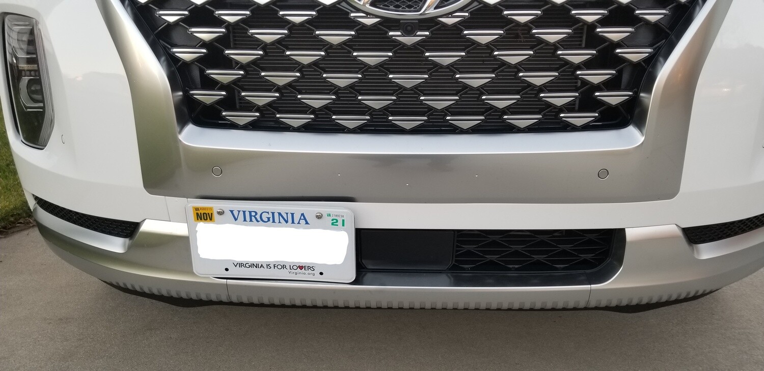 Sly Bracket for Hyundai models with mesh lower grille.