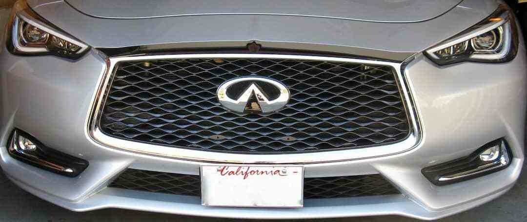 Sly Bracket for Infiniti models with mesh-style lower grille.