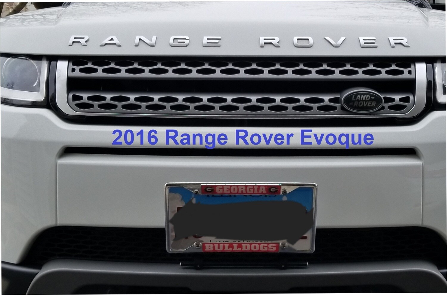 SLY BRACKET FOR LAND ROVER MODELS WITH MESH STYLE LOWER GRILLE